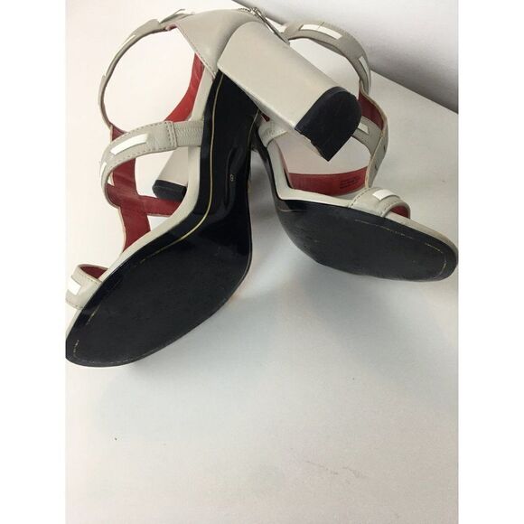 Charles Jourdan Club Heel - Picture 10 of 11